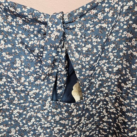 NWT Altar'd State Floral Romper. Royal Blue L#026 - Picture 4 of 14